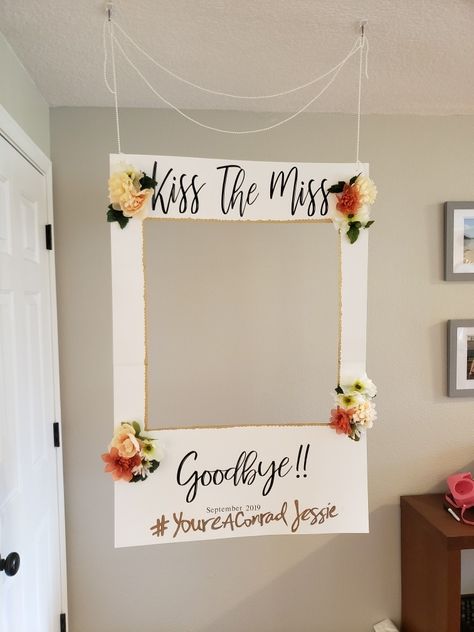 Bridal Shower Photo Booth Frame, Kitchen Tea Photo Booth Ideas, Bridal Shower Kiss The Miss Goodbye, The Bachelorette Party Decoration, Hen Party Photo Booth, Bridal Shower Ideas Restaurant, Mimosas Bridal Shower Ideas, Bridal Shower Party Ideas Decorations, Shower Bridal Ideas