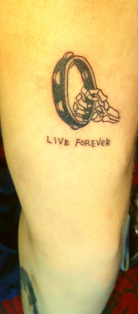 Fleetwood Mac Rumours Tattoo, Britpop Tattoo Ideas, Live Forever Tattoo Oasis, Oasis Band Tattoo, Liam Gallagher Tattoo, Indie Music Tattoo, Enter Shikari Tattoo, Blur Tattoos Band, Led Zeppelin Tattoo Ideas