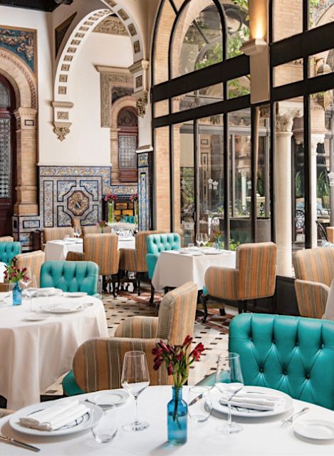 Scrumpdillyicious: Sunday Brunch at the Hotel Alfonso XIII in Seville Seville Hotel, Starting A Restaurant, Luxury Collection Hotels, Unique Restaurants, Landmark Hotel, Seville Spain, Luxury Accommodation, Spain And Portugal, Beautiful Hotels