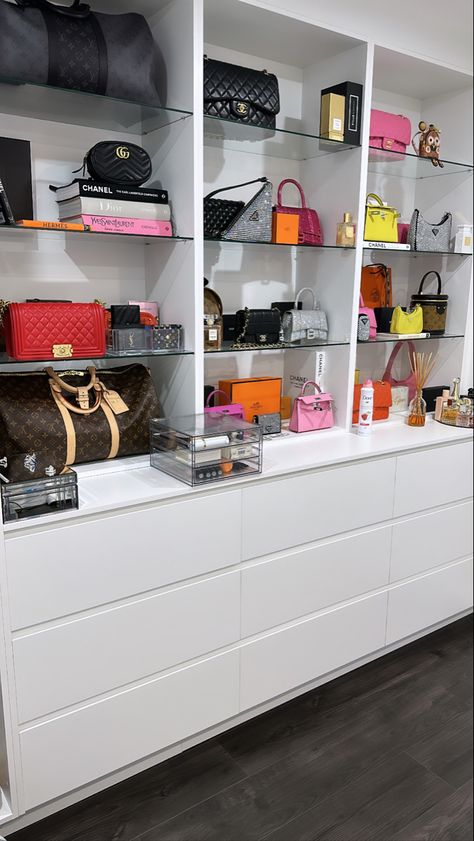 Kim Kardashian Home, Purse Closet, Kardashian Home, Girl Apartment Decor, Bedroom Ideas For Small Rooms Cozy, Room Organization Bedroom, Bag Closet, Dream Closet Design, Classy Bedroom