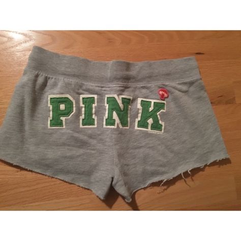 Victoria Secret Pink Vintage Shorts Medium Nwt No Trades Smoke Free Home Final Sale No Returns Price Firm 2000s Victorias Secret Clothes, Victoria Secret Pink Outfits, Pink Victoria Secret Clothes, Victoria Secret Clothing, 2000s Winter Fashion, Easy Diy Clothes, Pink Outfits Victoria Secret, Girly Girl Outfits, Victoria Secret Outfits