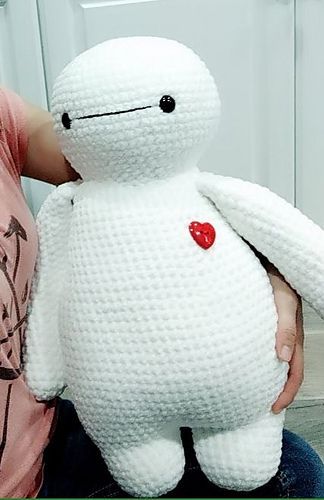 Free crochet pattern for Baymax amigurumi by,#Crochet_Large_Stuffed_Animals #Crochet_Baymax_Pattern #Crochet_Patterns_Cute_Animals #Bernat_Yarn_Projects Crochet Large Stuffed Animals, Knitting Patterns Stuffed Animals, Super Bulky Amigurumi, Crochet Baymax Pattern, Crochet Baymax Pattern Free, Baymax Crochet Pattern, Baymax Crochet, Blanket Yarn Amigurumi, Large Amigurumi