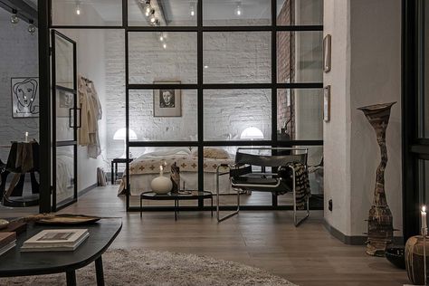 #bedroomdecor #bedroomfurniture #bedroom #interiorstyling #interiors #apartment #onekindesign New Yorker Loft, Loft Estilo Industrial, Industrial Bedroom Design, Minimalist Studio, Industrial Apartment, Gravity Home, Loft Interior Design, New York Loft, Loft Stil