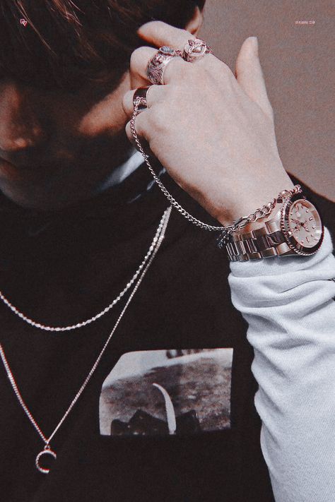 #han #jisung #jisungaesthetic #straykids #skz #bangchan #leeknow #changbin #huyunjinfelix #seungmin #in #aesthetic Skz Bangchan, In Aesthetic, + Core + Aesthetic, Han Jisung, Tiffany Heart, Heart Charm Bracelet, Long Earrings, Ring Necklace, Chain Necklace