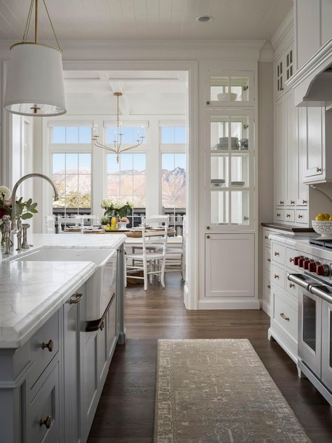 Steve Tiek, Ali Henrie, Kitchen With A View, Kitchen Interior Modern, Timeless Kitchen Design, Pantry Remodel, Spacious Kitchen, Timeless Kitchen, Interior Modern