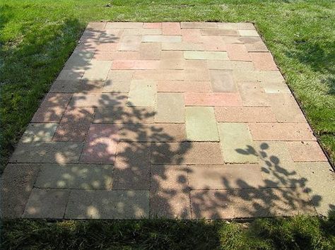 How to Build a Patio Foundation Extend Concrete Patio, Patios Ideas, Outdoor Patio Pavers, Backyard Grill Ideas, Foundation Ideas, Diy Patio Pavers, Backyard Grill, Grill Ideas, Building A Patio