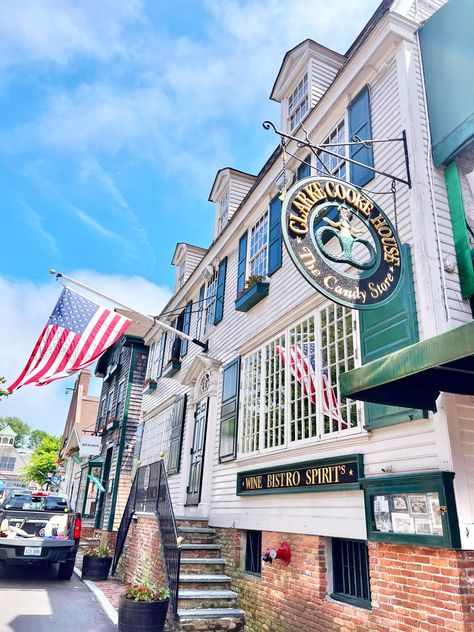 The Perfect Weekend in Newport, RI: My 3 Day Newport Itinerary Newport Ri Aesthetic, Newport Rhode Island Aesthetic, Rhode Island Aesthetic, Rhode Island Vacation, Grandma House, Rhode Island Travel, Mystic Ct, New England Road Trip, Newport Wedding