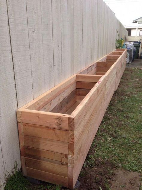 Diy Wooden Planters, Taman Diy, Garden Boxes Diy, Diy Garden Fence, Garden Boxes Raised, Diy Planter Box, Wooden Planter, Diy Raised Garden, Front Yard Design