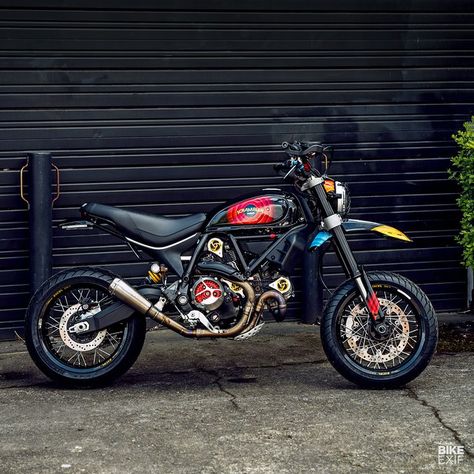 Custom Ducati Scrambler supermoto Ducati Desert Sled Custom, Desert Sled Custom, Ducati Desert Sled, Ducati Scrambler Sixty2, Ducati Scrambler Custom, Bike Lamp, Cars Painting, Ducati Motorbike, Desert Sled