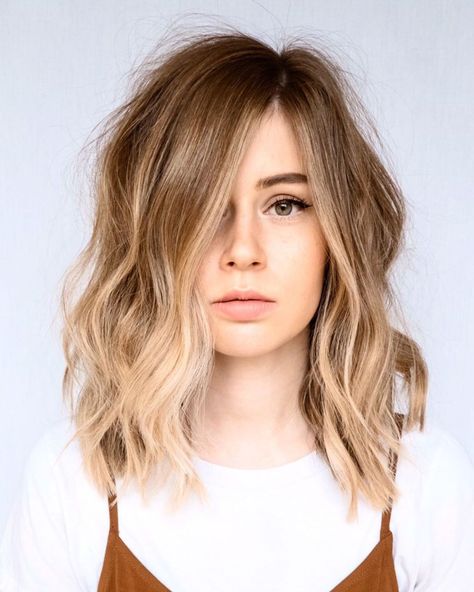 50 Brilliant Haircuts for Fine Hair Worth Trying in 2020 - Hair Adviser One Length Haircuts, Long Fine Hair, Chris Jones, Textured Haircut, Fesyen Rambut, Hair Adviser, Lob Hairstyle, Trending Haircuts, Haircuts For Fine Hair