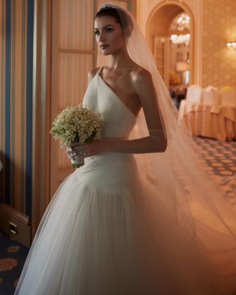 Model Valery Kaufman Marries Dimitri Varsano In An Enchanting Lake Como Wedding - Wedded Wonderland Gown And Gloves, Dior Bridal, Dior Couture Dresses, Valery Kaufman, Dior Gown, Balmain Dress, Como Wedding, Bridal Preparation, Vogue Wedding