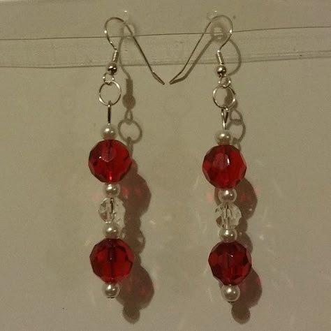 Ruby Red and Clear AB Bead with White Pearl by landofFayelon Red And White Beaded Earrings, Red Pearl Earrings, Beaded Earing Designs, Homemade Jewelry Ideas Diy, Red Beaded Jewelry, Red Earrings Aesthetic, Diy Earrings Aesthetic, Bead Earrings Ideas, Red Bead Earrings