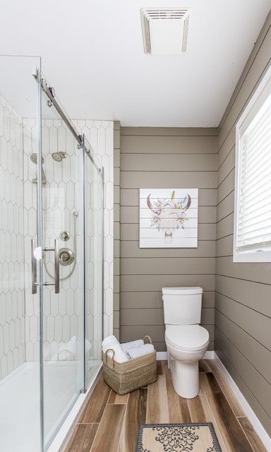 Benjamin Moore Paint Colors, Makeover Kamar Mandi, Basement Paint Colors, Basement Painting, Shiplap Bathroom, Bad Inspiration, Bathroom Paint Colors, Paint Colors Benjamin Moore, Benjamin Moore Paint