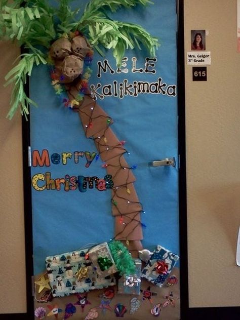 Funny Christmas Door, Holiday Classroom Doors, Peer Tutoring, Winter Classroom Door, Door For Christmas, Classroom Door Decorating, Door Decorations Classroom Christmas, Door Decks, Holiday Door Decorations