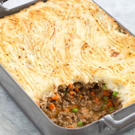 Too often shepherd's pie is a soupy, flavorless gruel with a mushy topping. Here's the secret to creating a full-flavored, firm-topped shepherd's pie. Homemade Shepherd's Pie, Easy Shepherds Pie, Shepards Pie, Cheesy Mashed Potatoes, Shepherds Pie Recipe, America's Test Kitchen Recipes, Cottage Pie, Shepherd's Pie, Chicken Pasta Recipes