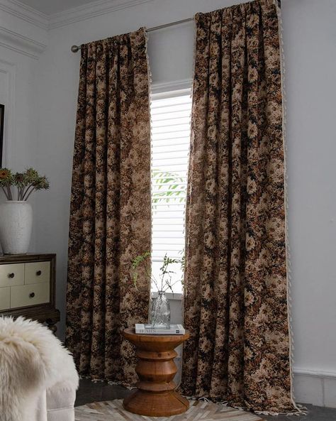 PRICES MAY VARY. Premium Fabrics: Our floral jacquard curtains are crafted from 100 percent high quality thick and durable polyester fabric. Package Includes: These curtains sold as 2 panels, each boho floral window curtain measures 59"wide x 102"length (150 x 260 cm). Rod Pocket design allows for easy hanging on a standard curtain rod. Light Reducing: These curtains allows for privacy while allowing some light to filter through. Enjoy your favorite show with no glare on your screen. Occasion: J Farmhouse Window Treatments Living Room, Painting Curtains, Curtains With Tassels, Country Style Curtains, Farmhouse Window Treatments, Painted Curtains, Drapes For Bedroom, Farmhouse Style Bedrooms, Dining Room Windows