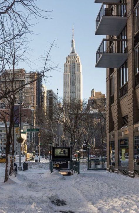 Snow Street, New York Snow, Winter In New York, Winter Nyc, Nyc Baby, Nyc Christmas, New York Winter, Ny Trip, Nyc Aesthetic