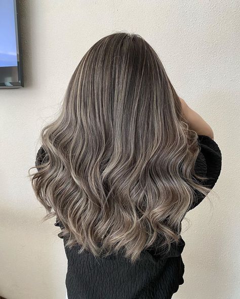 Loving ash brown hair? Check our edit of Instagram's best ash brown hair colours - from blended balayage to icy ombres, for ashy #hairinspo. Icy Ash Brown Hair, Highlights Brown Hair Ash, Ash Beige Highlights, Icy Brown Hair, Ash Brown Hair Highlights, Icy Brunette, Ash Beige Balayage, Ash Brown Hair With Highlights, Dark Ash Brown Hair