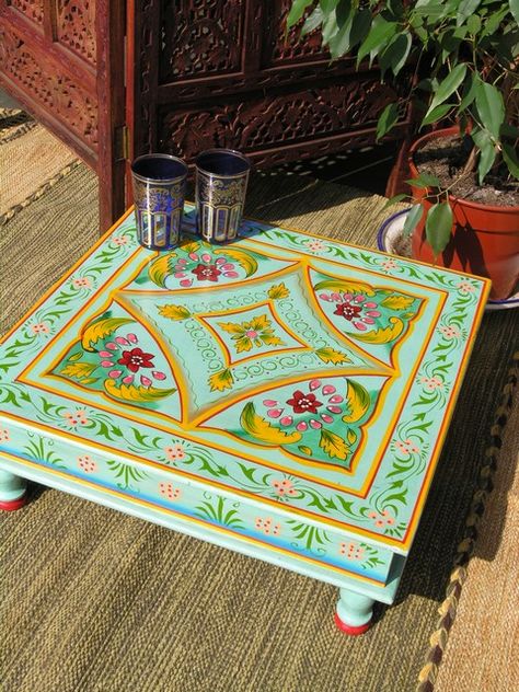 painted table idea. You can find pretty, low carved Indian tables and stools at www.bringingitallbackhome.co.uk Indian Table, Hantverk Diy, Painted Coffee Tables, Indian Furniture, Unique Beds, Painted Chairs, Funky Painted Furniture, Indian Decor, Funky Furniture