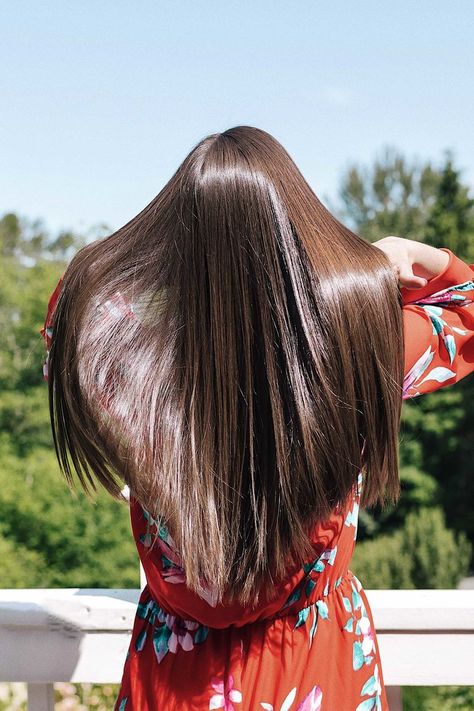 Get Shiny Hair, Healthy Hair Products, Healthy Shiny Hair, Healthy Hair Tips, Peinados Fáciles Para Cabello Corto, Long Brown Hair, Natural Hair Tips, Hair Breakage, Luxury Hair