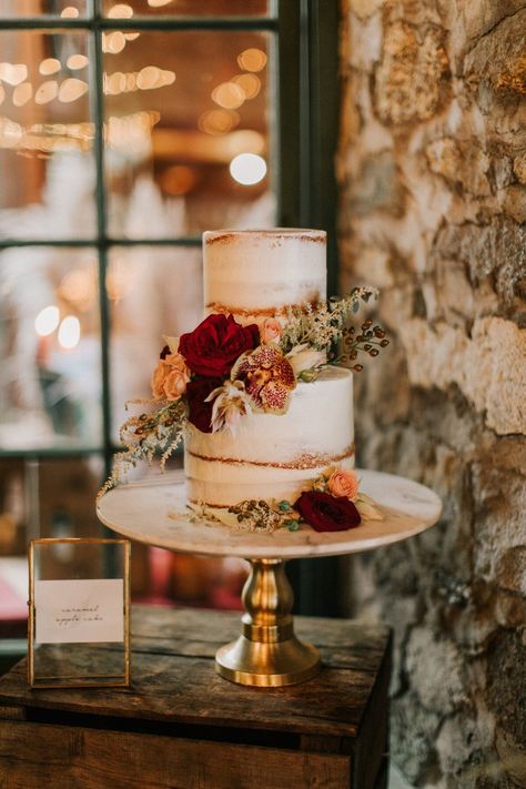 Gold Cake Stand, Caramel Apple Cake, Cake With Flowers, Quick Cake, Tiered Cake, Fall Cakes, Wedding Cake Rustic, Fall Wedding Cakes