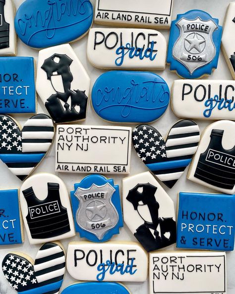 Tori | Cookie Artist 🍪 | I’ve seriously been slacking with posting cookie photos! Here’s a fun set for a police graduation that I made last weekend🩵… | Instagram Police Retirement Cookies Decorated, Police Cookies Decorated, Retirement Cookies Decorated, Police Cookies, Retirement Cookies, Police Graduation, Police Retirement, Cookies Decorated, Cookie Ideas