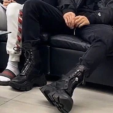 Jungkook Shoes, Crescent City, Bucky Barnes, Character Aesthetic, Foto Jungkook, Boots Outfit, Black Outfit, Biker Boot, Jeon Jungkook