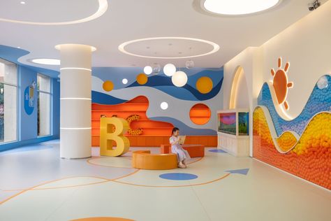 XinCheng Campus Renovation - Education Snapshots Olympic Pool, Children's Clinic, Daycare Themes, Kindergarten Interior, Preschool Garden, Classroom Interior, Kids Cafe, Interior Architecture Drawing, Children Hospital