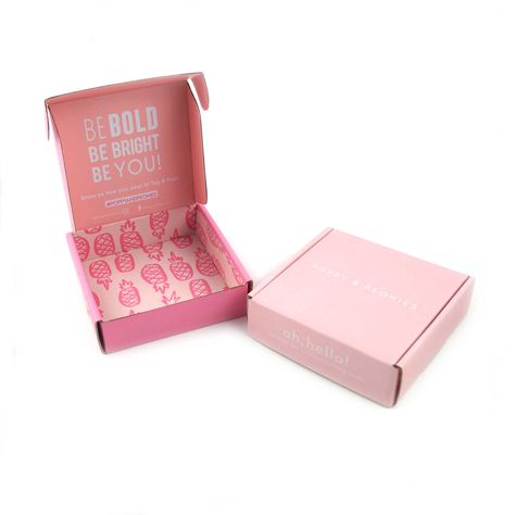 Pink Boxes Packaging, Small Box Packaging Ideas, Brownie Boxes Packaging, Branding Design Packaging Boxes, Pink Packaging Ideas, Pink Box Packaging, Small Box Packaging, Small Box Design, Shipping Box Design