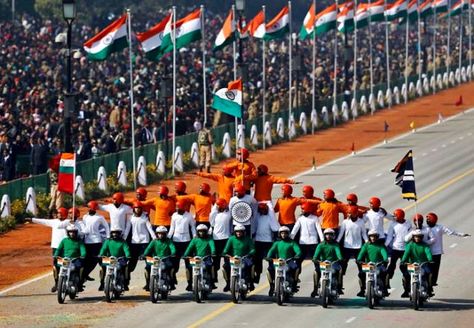 Indian Flag Essay On Republic Day, Indian Army Quotes, Republic Day Indian, Independence Day Parade, Indian Army Wallpapers, Indian Flag Images, National Festival, 15 August Independence Day, Indian Flag Wallpaper