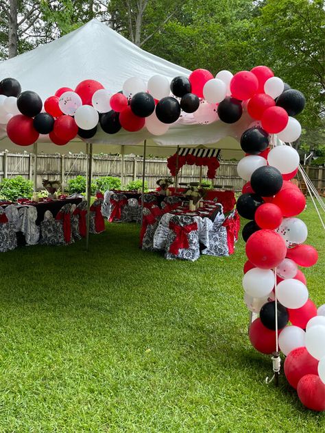 Red And White Party Ideas, Red White And Black Party Decorations, Black And White Outdoor Party, Red Black Graduation Party, Graduation Party Ideas Red And Black, Red Black And White Graduation Party, Red And Black Graduation Party Ideas, Kylie Graduation, Clear Confetti Balloons