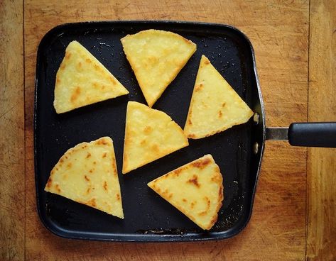 Potato Scones, Tattie Scones, Gluten Free Items, Gluten Free Potatoes, Scottish Recipes, Gluten Free Recipes Bread, Egg Free Recipes, Best Things In Life, Eating Organic