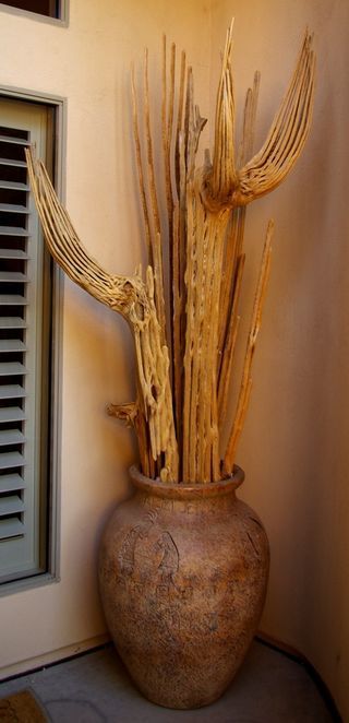 Saguaro Skeletons Cactus Lamp, Arizona Living, Cactus Craft, Southwestern Home Decor, Arizona House, Desert Living, Southwestern Home, Skeleton Decorations, Santa Fe Style