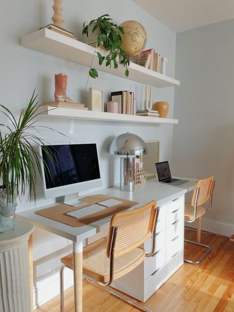 Find inspiration for your home office ideas to set up a new or reinvent an existing working space to boost your productivity and make remote work a treat. Office Cabinet Design, Diy Office Desk, Farmhouse Office Decor, Mesa Home Office, Office Desk Designs, Modern Home Office Desk, Home Office Cabinets, Work Office Decor, White Desk