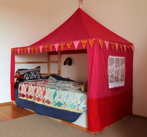 IKEA's KURA is usually used as a bunk bed, but it can also be a wonderful canopy… Ikea Kids Bed, Bunk Bed Hacks, Bunk Bed Sets, Kids Bed Canopy, Diy Storage Bed, Ikea Kids Room, Canopy Bed Diy, Ikea Kura Bed, Kura Bed