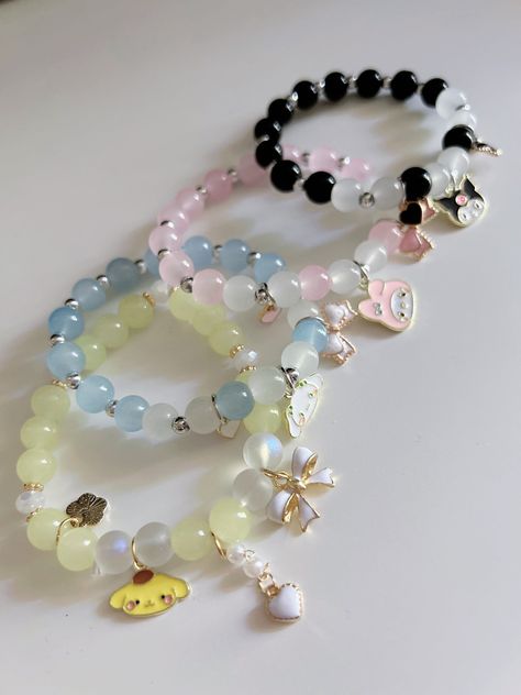 Pompompurin Bracelet, Sanrio Bracelet Ideas, Cinnamoroll Kuromi, Melody Cinnamoroll, Diy Charm, Diy Charm Bracelet, Accessories Ideas, Bracelet Ideas, Natural Hairstyles