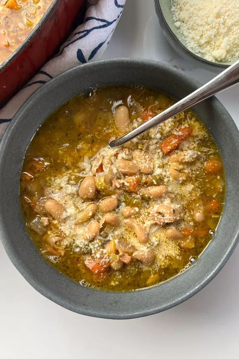 Ina Garten Tuscan Bean Soup Review Best Winter Soups, Creamy White Beans, Kitchen Knowledge, Healthy Eating On A Budget, Italian Beans, Budget Dinners, Tuscan Bean Soup, Creamy Soups, Smart Eating