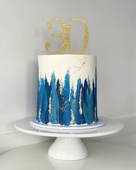 Blue And Gold Buttercream Cake, Cake Designs Blue And Gold, White Blue Gold Cake, White Blue And Gold Cake, Blue And White Drip Cake, Royal Blue And White Cake, Blue And White Cake Birthdays, Blue White And Gold Cake, Blue And White Cakes