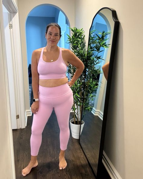 Comment SHOP below to receive a DM with the link to shop this post on my LTK ⬇ https://liketk.it/4KDpY Lululemon vita pink - buy or byeee? Midsize activewear Midsize workout outfit of the day. 00TD #ltkfitness #ltkmidsize #ltkactive Midsize Activewear, Midsize Workout, Workout Outfit, Outfit Of The Day, Active Wear, The Day, Pink, Instagram