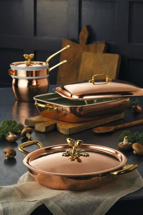 Copper Pots And Pans, Assiette Design, Copper Kitchen Accessories, Rose Gold Kitchen, Paella Pan, Copper Cookware, Gadgets Kitchen Cooking, Gold Kitchen, Copper Pots