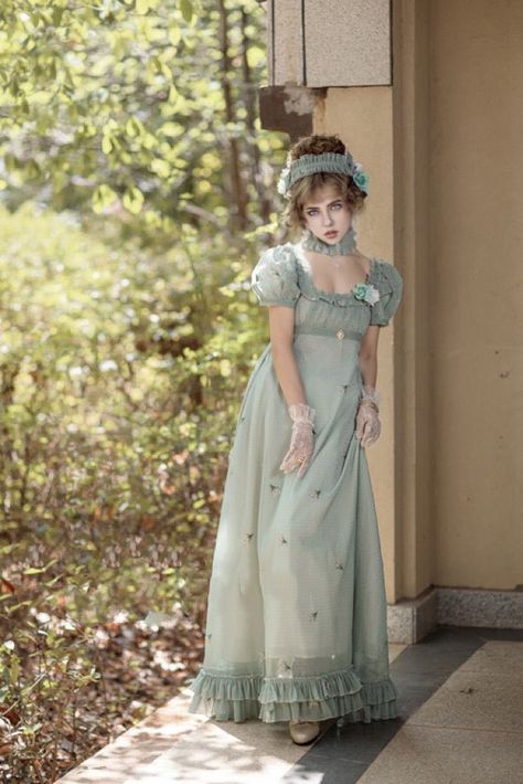 At Wonderland by Lilian, we offer the finest in Regency Era fashion. Our clothing is designed to make you look and feel your best. Visit now Regency Era Fashion, Era Fashion, Op Dress, Regency Dress, Regency Fashion, Long Dress Design, Queen Charlotte, Regency Era, Empire Waist Dress