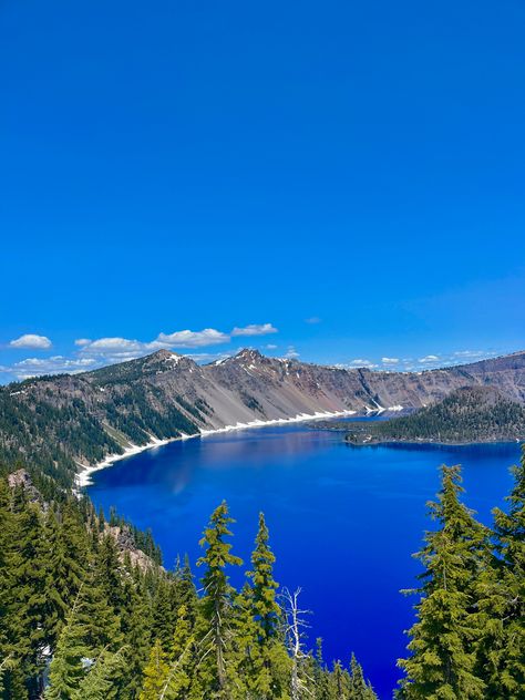 Crater Lake National Park, Oregon, pnw winter, hiking in Oregon Lakeview Oregon, Pnw Winter, Hiking In Oregon, 2025 Goal, Oregon Aesthetic, 2025 Travel, Newport Oregon, Travel Oregon, Crater Lake National Park