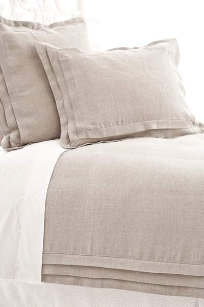 Belgian Linen Bedding #belgianlinen #bedding #bedroomdecor Neutral Bed Linen, Black Bed Linen, Pine Cone Hill, Grey Linen Bedding, Cheap Bedding, Bed Linen Design, Bedding Sets Online, Luxury Bedding Sets, Bed Linens Luxury