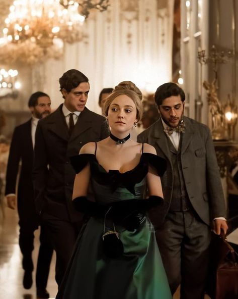 The Alienist, Douglas Smith, Daniel Brühl, Dakota Fanning, Luke Evans, Photo Archive, Historical Fashion, Vanity Fair, Costume Design