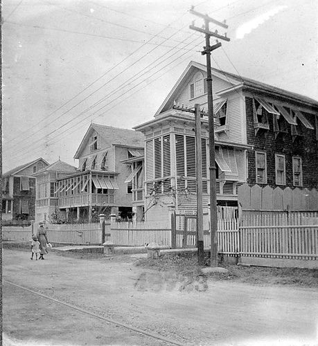 https://flic.kr/p/7xbXKC | Typical Georgetown residences | Typical Georgetown residences [houses]. 1922. Name of Expedition: Stanley Field Expedition to British Guiana Participants: Bror E. Dahlgren and John R. Millar Expedition Date: 1922 Purpose or Aims: Botany. Securing botanical exhibition material and studies for the plant reproductions in Department of Botany. 235 plaster molds, 427 economic specimens, 52 branches will serve as basis for plant reconstruction or reproductions of Cannonba Botanical Exhibition, British Guiana, British West Indies, Field Museum, Christmas Shoot, New Amsterdam, Plaster Molds, West Indies, Photo Archive