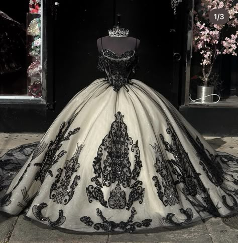 Black And White Quince Dress, Black And White Quinceanera Dresses, White Quince Dress, Quince Outfits, Black Quinceanera, Quinceanera Dresses Black, White Quinceanera Dresses, Black Quinceanera Dresses, Nightmare Before Christmas Wedding