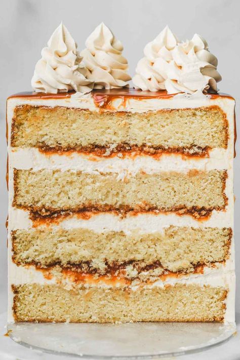 Vanilla Cake With Caramel Frosting, Vanilla Salted Caramel Cake, Caramel White Chocolate Cake, Salted Caramel Crunch Cake, Salted Caramel Layer Cake, Salted Caramel Cake Filling, Vanilla Caramel Cake, Salted Caramel Cake Recipe, Cakes With Caramel