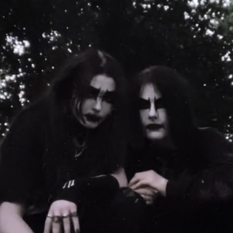 Corpsepaint Couple, Matching Metalhead Pfps, Black Metal Matching Pfp, Metal Couple Aesthetic, Metalhead Couple Aesthetic, Black Metal Couple, Metal Head Boyfriend, Metal Matching Pfp, Dark Metal Aesthetic