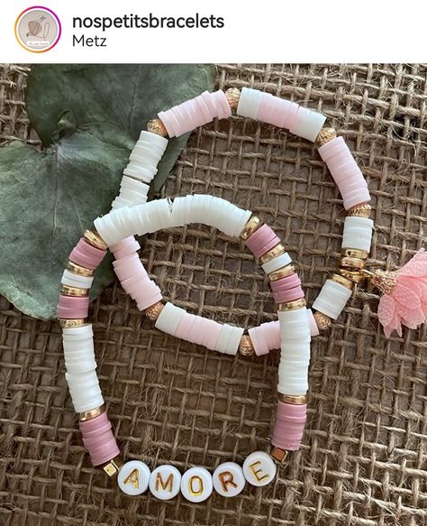 Disk Bead Bracelet Ideas, Polymer Clay Bracelet Ideas, Bracelet Perle Plate, Perle Plate, Clay Bracelets, Clay Bead Necklace, Homemade Bracelets, Bracelet Inspo, Bracelets Ideas