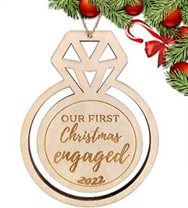 NEWLYWED GIFT- It is the perfect Christmas gift, ideal keepsake for couples, family gift and newlywed couples to celebrate first Christmas as Mr&Mrs or just engaged. SIZE: The 2022 ornament measures 3”. UNIQUE DESIGN: The perfect sentimental keepsake to remember the year you got engaged, this unique ornament will look stunning on the Christmas tree over the festive period! Couples Christmas Gifts, Christmas Gifts Personalized, Wooden Rings Engagement, First Christmas Engaged, Engagement Ornament, Gifts For Bride, Christmas Ideas Gifts, Couples Christmas, Couples Gifts